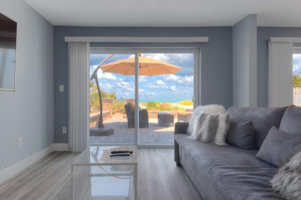 Sea La Vie Beach Oceanfront Patio Pet Friendly Jacksonville Beach Extérieur photo