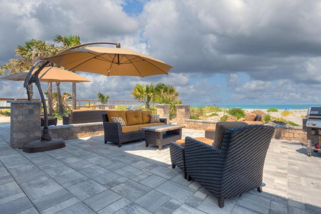 Sea La Vie Beach Oceanfront Patio Pet Friendly Jacksonville Beach Extérieur photo