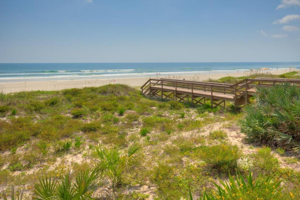 Sea La Vie Beach Oceanfront Patio Pet Friendly Jacksonville Beach Extérieur photo